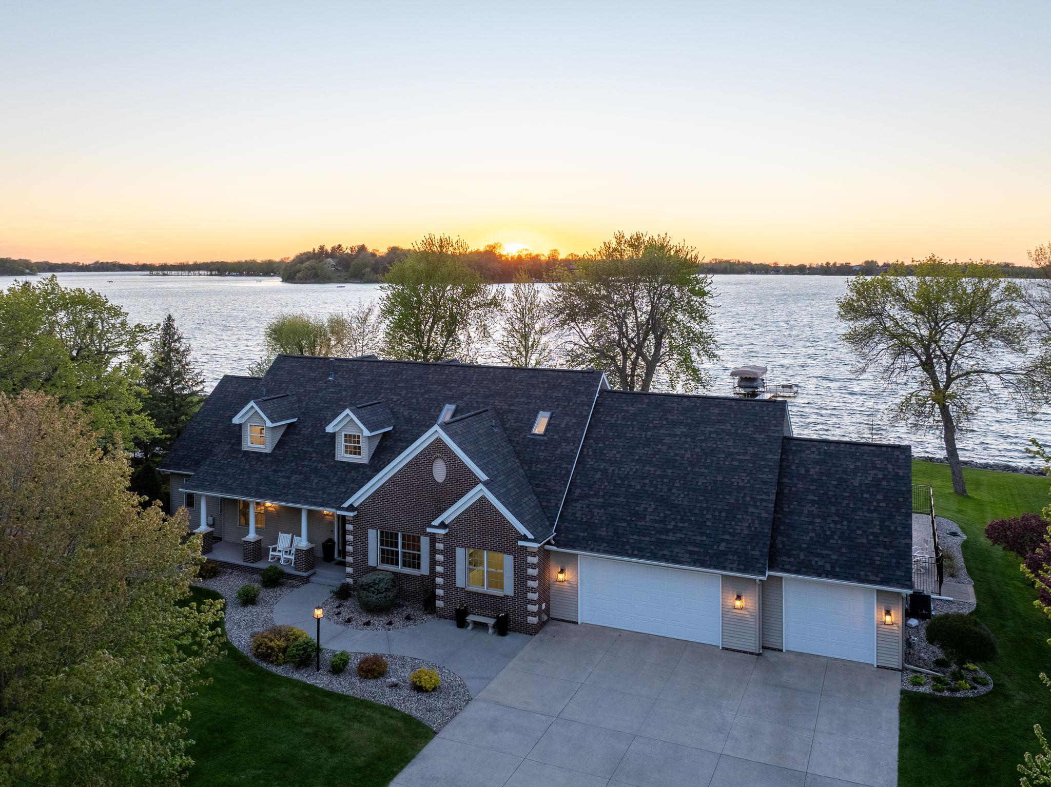 Homes for sale in Madison Lake, MN | 4470 Washington Blvd, Madison Lake, MN 56063 | MLS# 7075422
