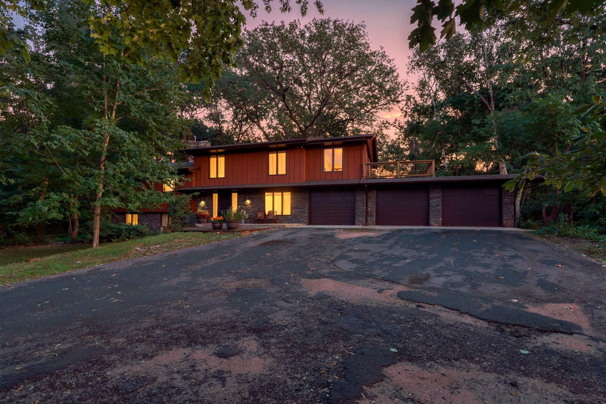 1st image of 34 N Oaks Rd, Saint Paul, MN 55127 | MLS# 7075590