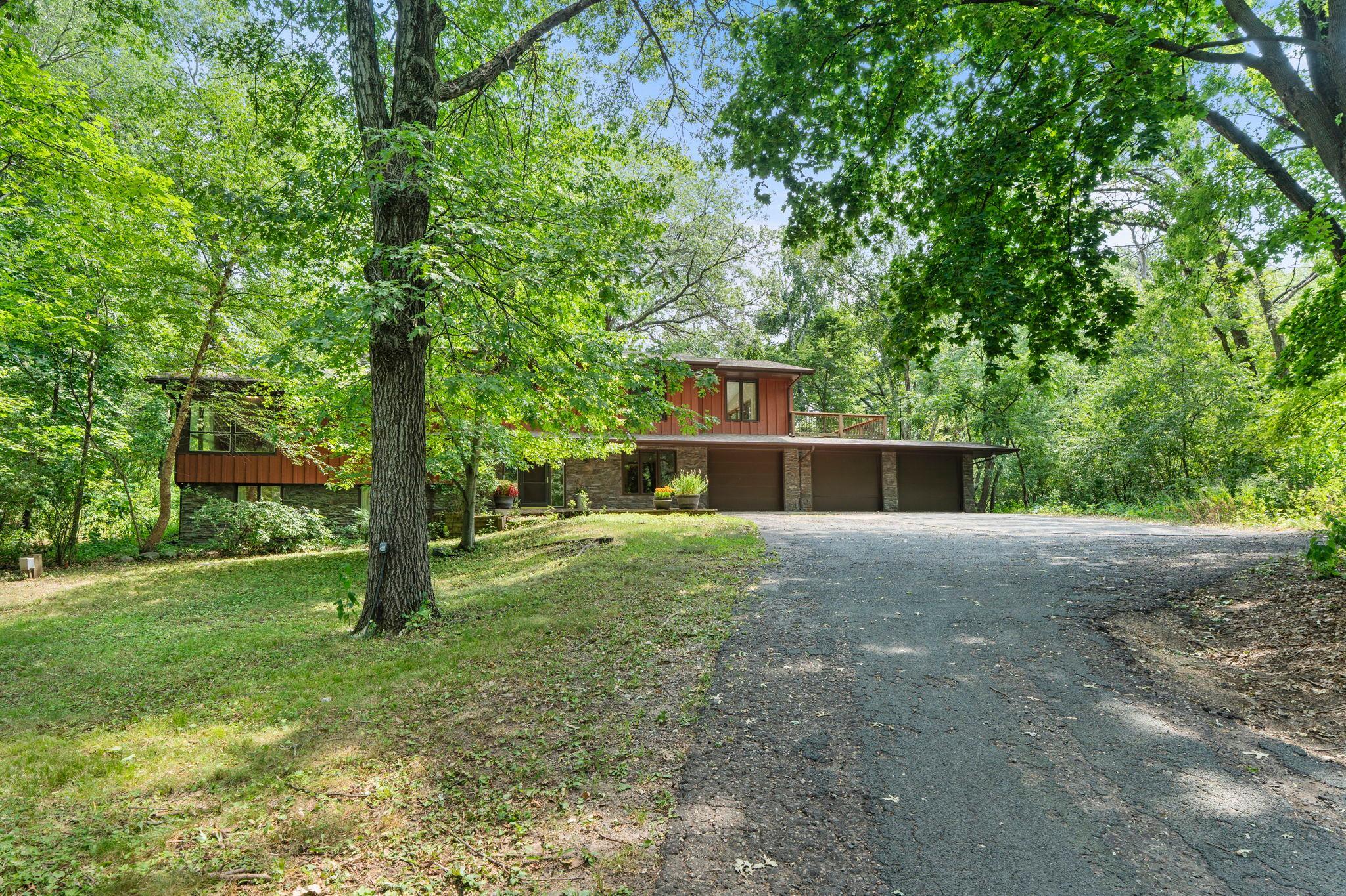 3rd image of 34 N Oaks Rd, Saint Paul, MN 55127 | MLS# 7075590