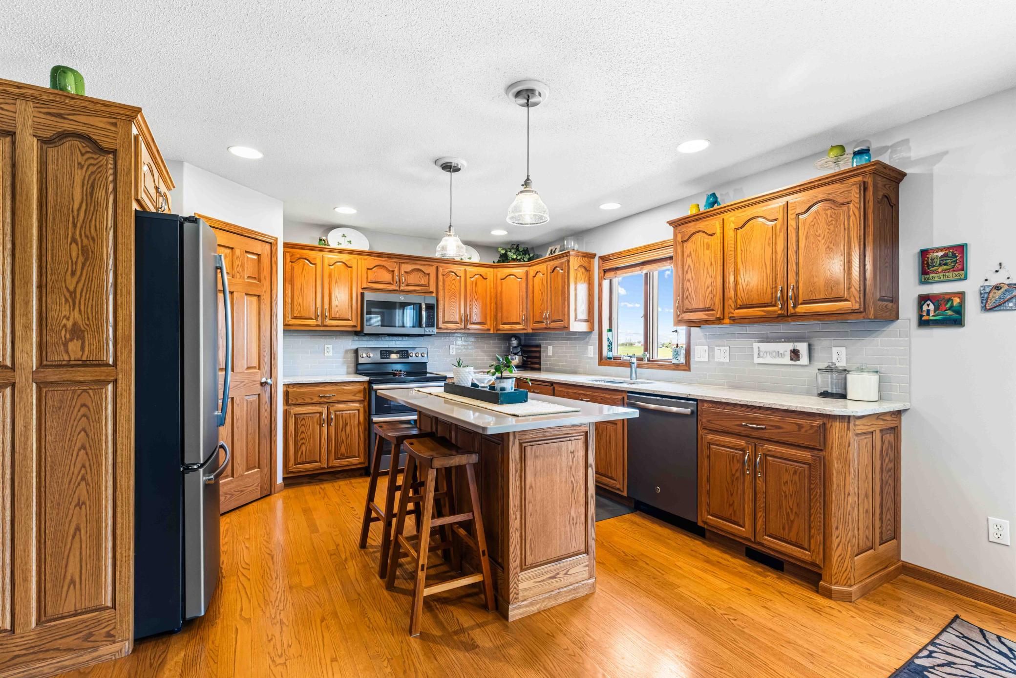 2nd image of 854 32nd St S, Moorhead, MN 56560 | MLS# 7075664