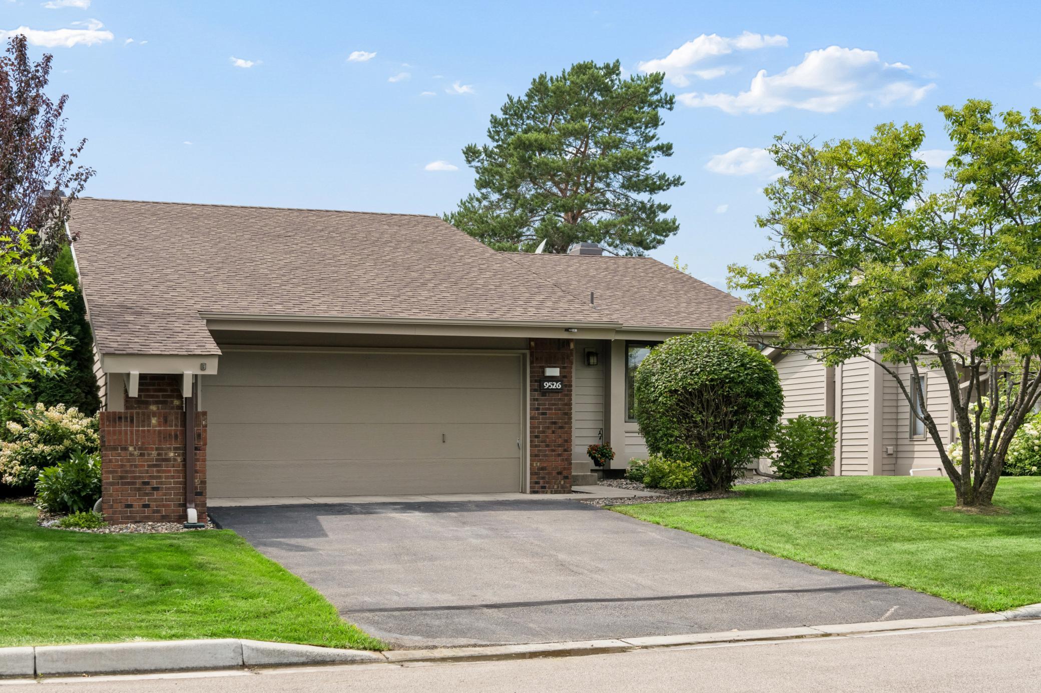 3rd image of 9526 Woodbridge Rd, Minneapolis, MN 55438 | MLS# 7075693