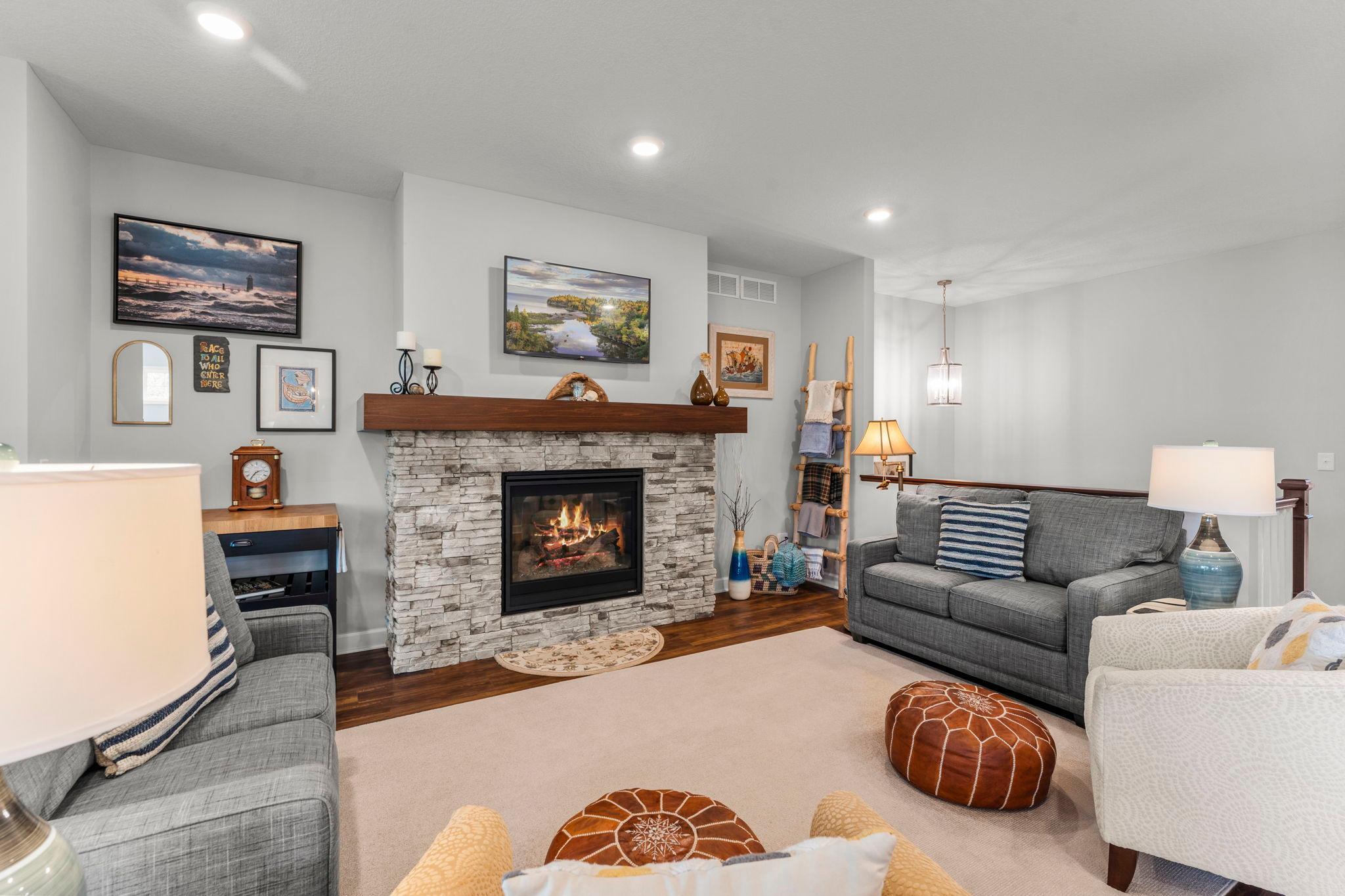 2nd image of 8034 Glenwood Dr, Circle Pines, MN 55014 | MLS# 7075976
