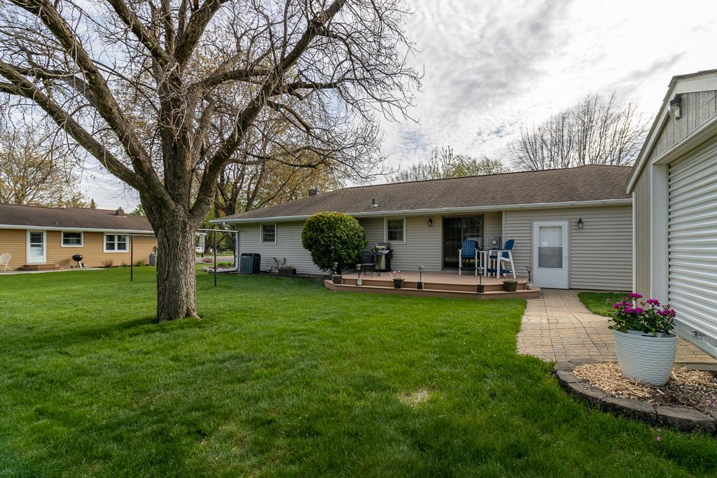 Homes for sale in New Ulm, MN | 6 Hazelwood Ave, New Ulm, MN 56073 | MLS# 7075981