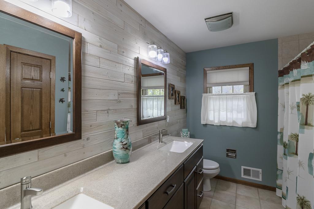 Homes for sale in New Ulm, MN | 6 Hazelwood Ave, New Ulm, MN 56073 | MLS# 7075981
