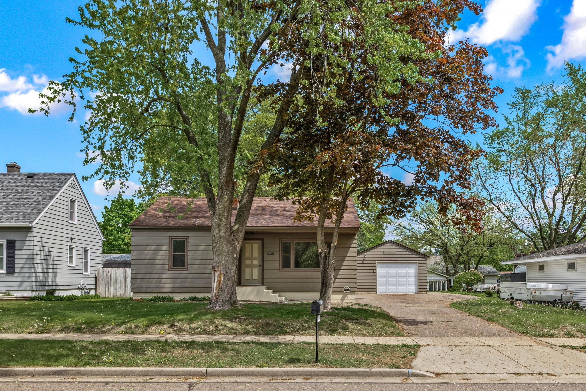 Homes for sale in Eau Claire, WI | 3161 Venus Ave, Eau Claire, WI 54703 | MLS# 7076001