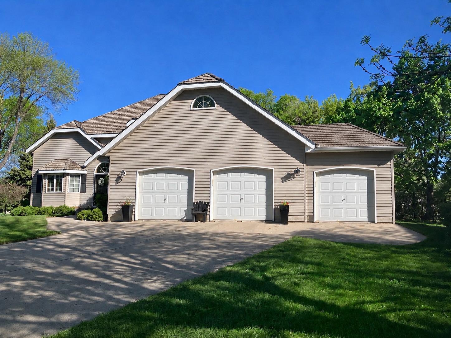Homes for sale in Marshall, MN | 1203 Parkside Dr, Marshall, MN 56258 | MLS# 7076217