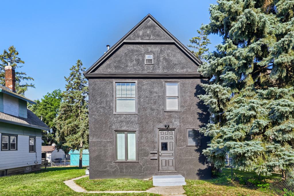 1st image of 2631 Girard Ave N, Minneapolis, MN 55411 | MLS# 7076431