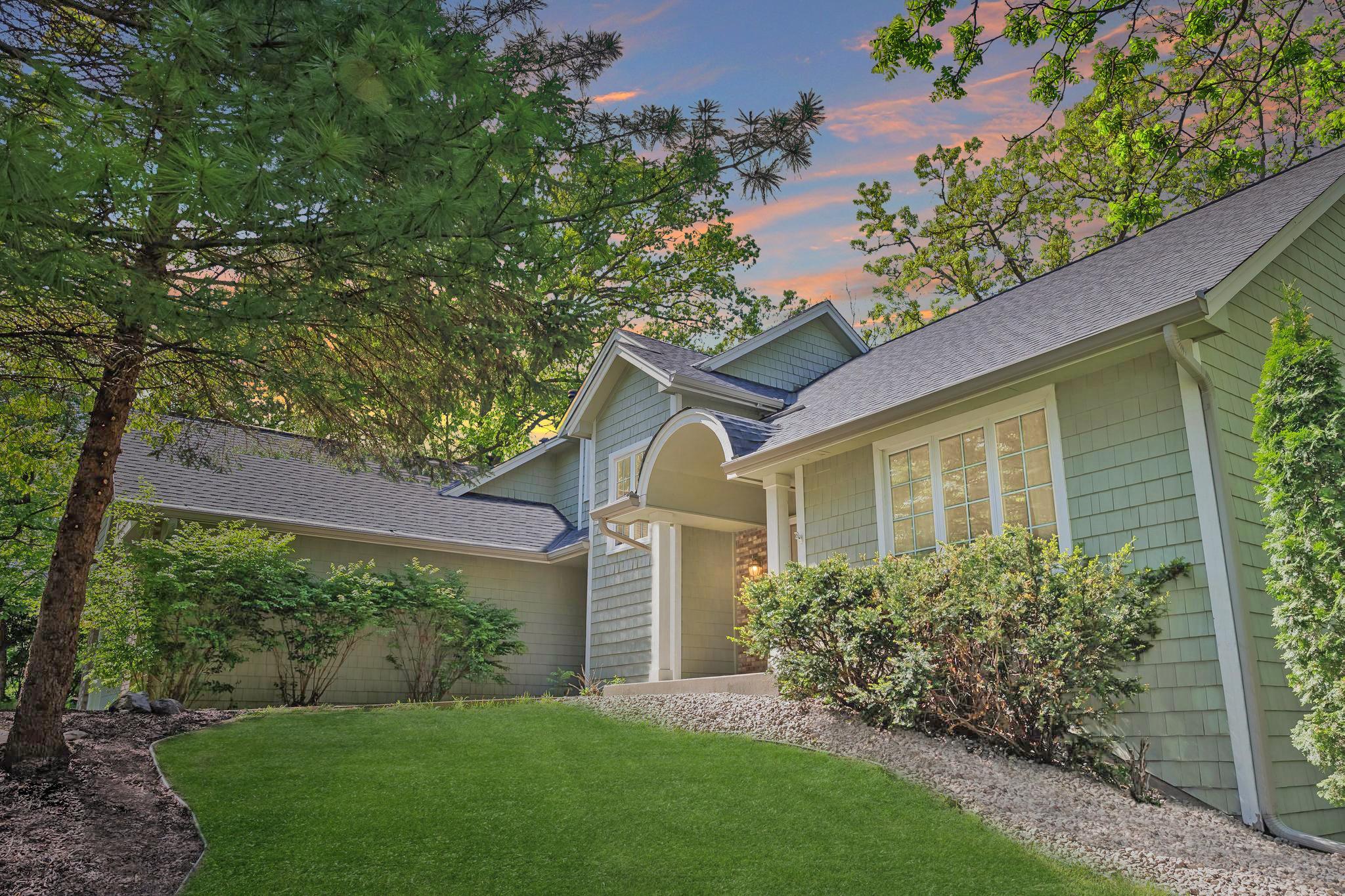 2nd image of 12827 Dover Ct, Saint Paul, MN 55124 | MLS# 7076436