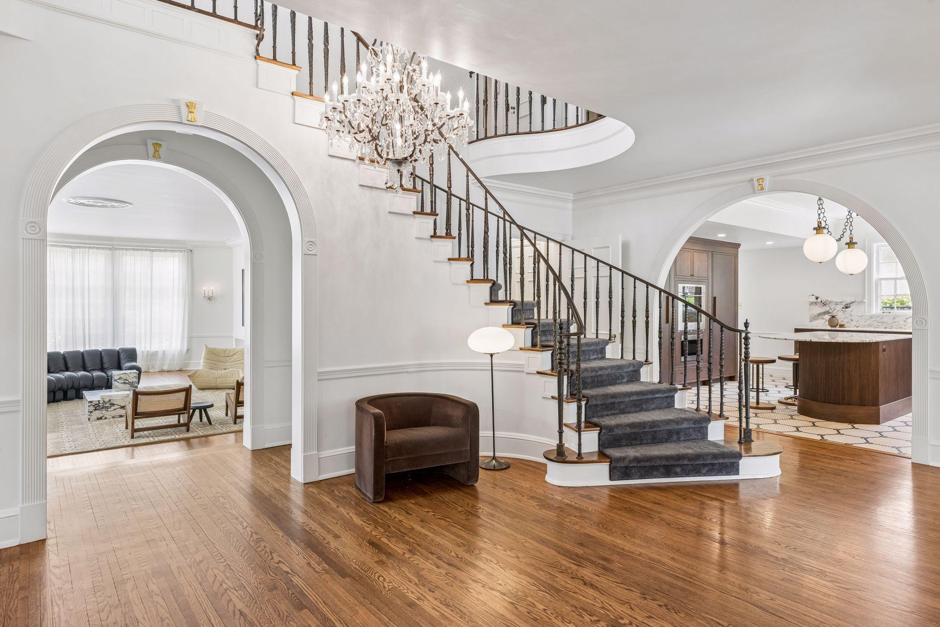 5th image of 1122 Mount Curve Ave, Minneapolis, MN 55403 | MLS# 7076602