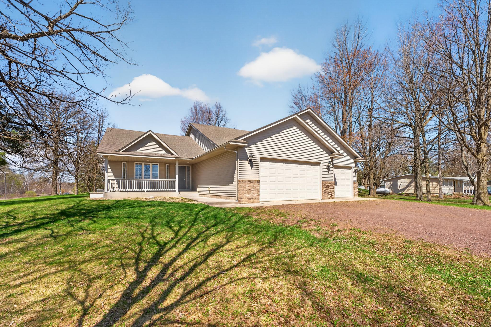 Homes for sale in Hinckley, MN | 101 Carriage Hill Dr E, Hinckley, MN 55037 | MLS# 7076683