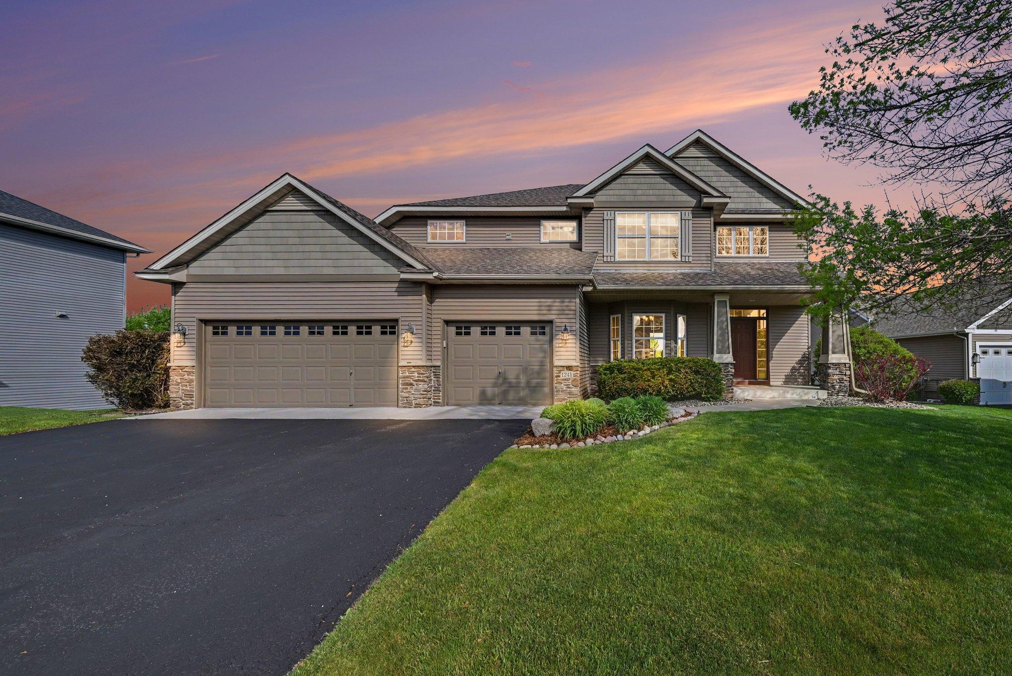 2nd image of 1241 Knight Ln, Watertown, MN 55388 | MLS# 7076721
