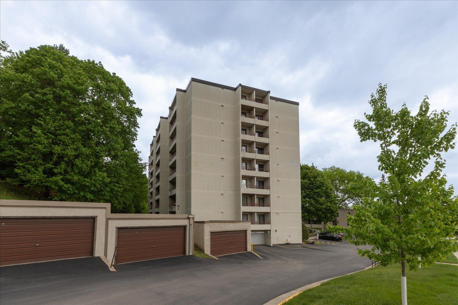 2nd image of 625 19th St Nw #607, Rochester, MN 55901 | MLS# 7076756