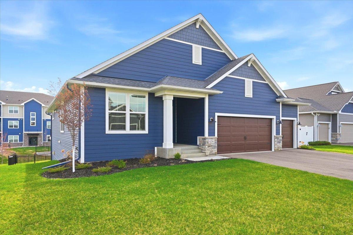 2nd image of 634 Elizabeth Wy, Hudson, WI 54016 | MLS# 7076953
