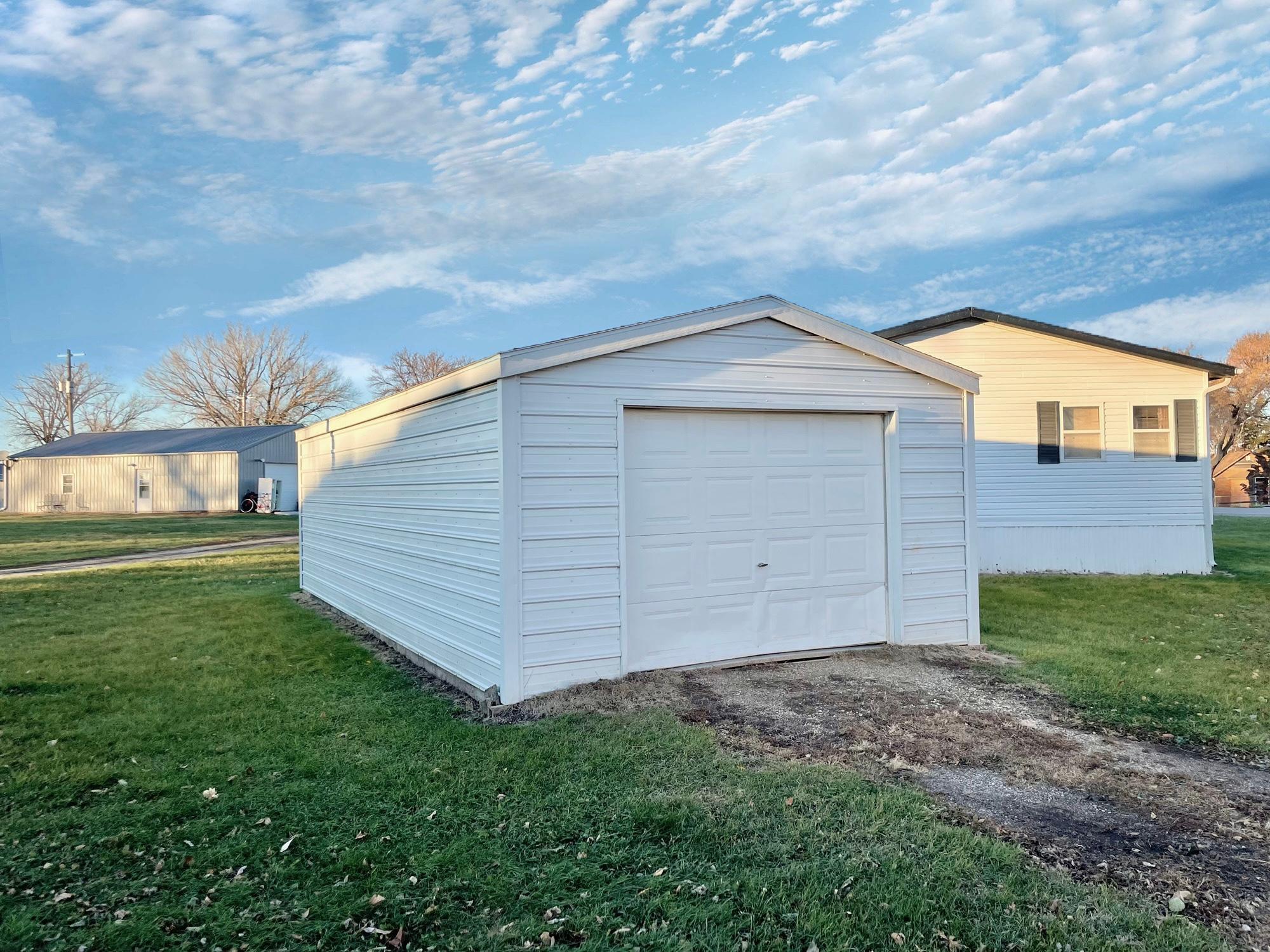 Homes for sale in Sanborn, MN | 513 N Main St, Sanborn, MN 56083 | MLS# 7076976