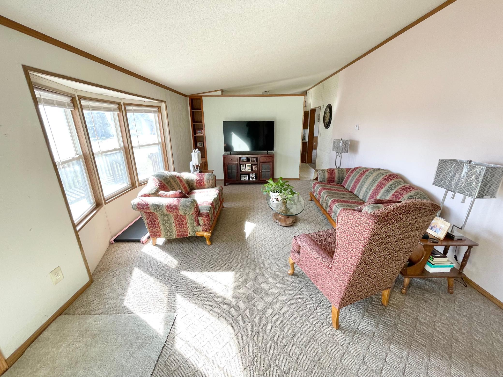 Homes for sale in Sanborn, MN | 513 N Main St, Sanborn, MN 56083 | MLS# 7076976