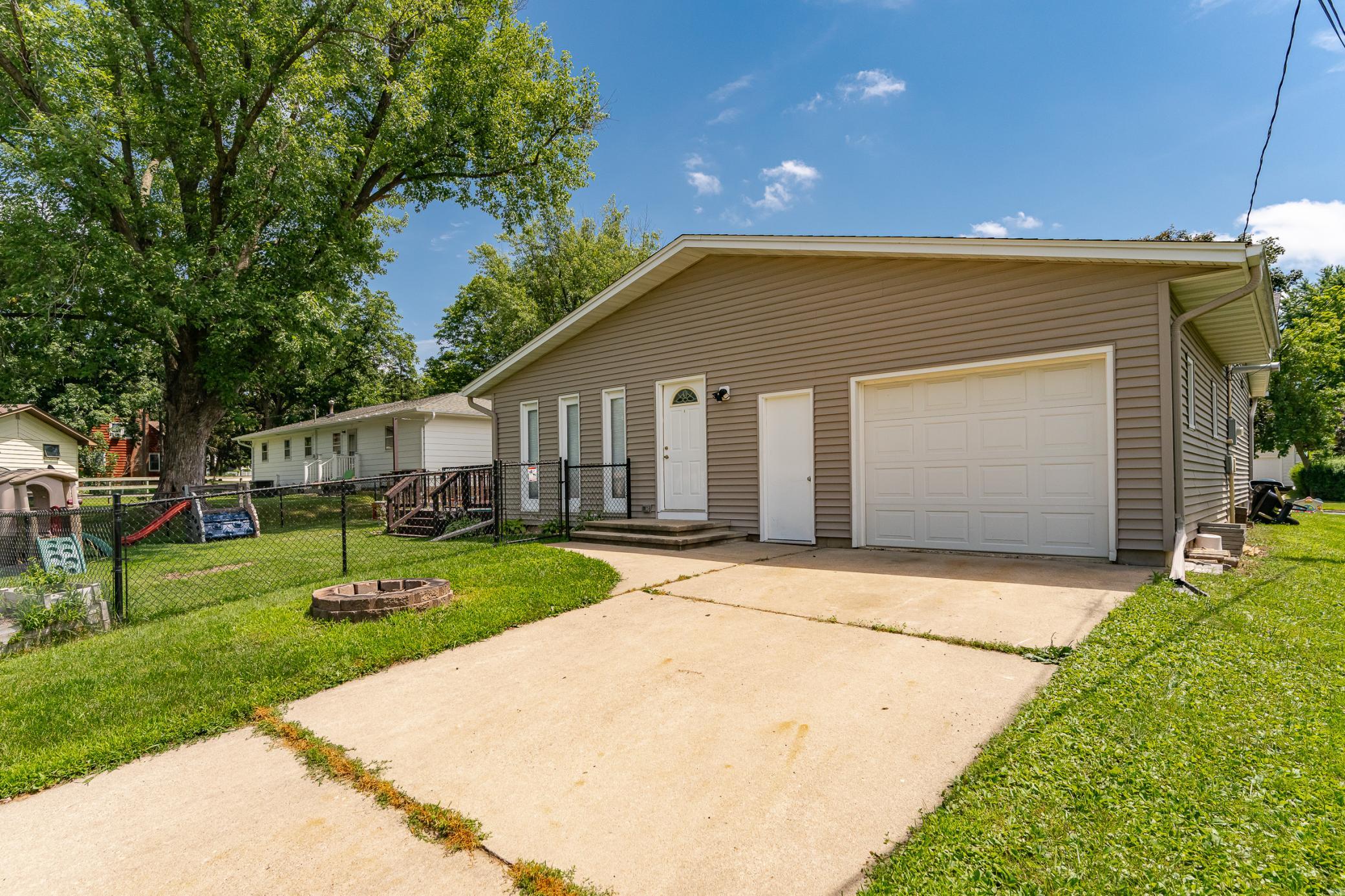 Homes for sale in Chatfield, MN | 213 Division St Ne, Chatfield, MN 55923 | MLS# 7077089
