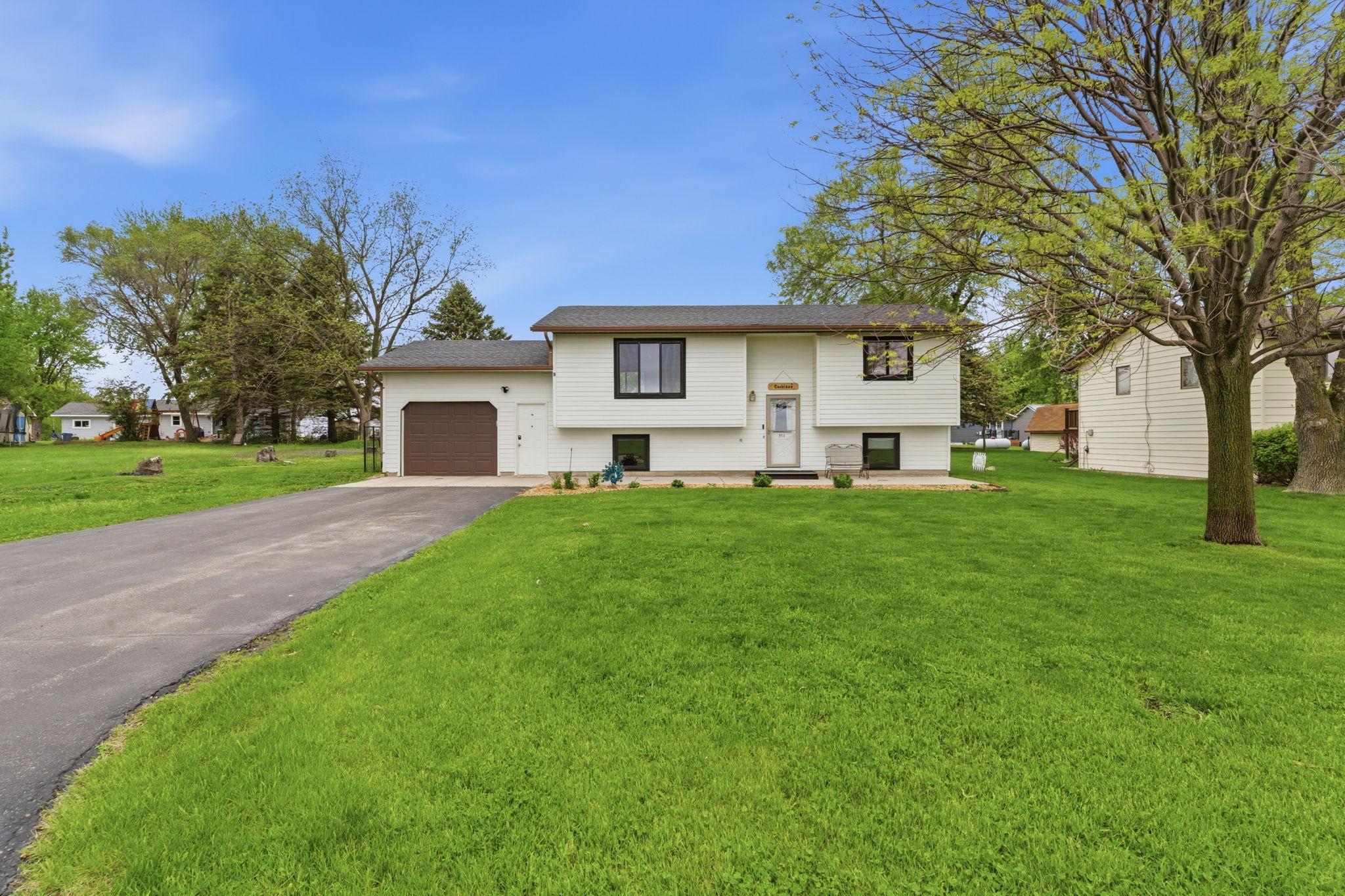 Homes for sale in Kerkhoven, MN | 410 S 8th St, Kerkhoven, MN 56252 | MLS# 7077219