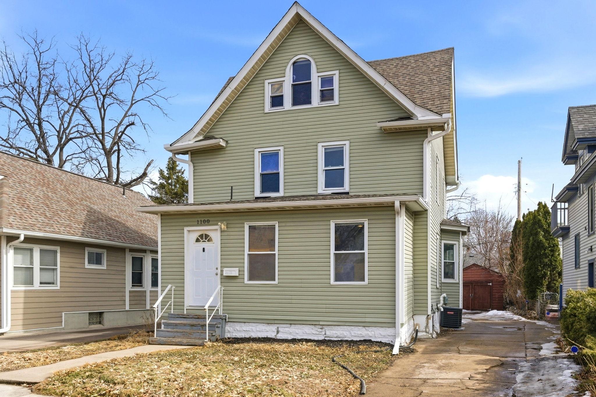 Homes for sale in Minneapolis, MN | 1100 12th Ave Se, Minneapolis, MN 55414 | MLS# 7077334