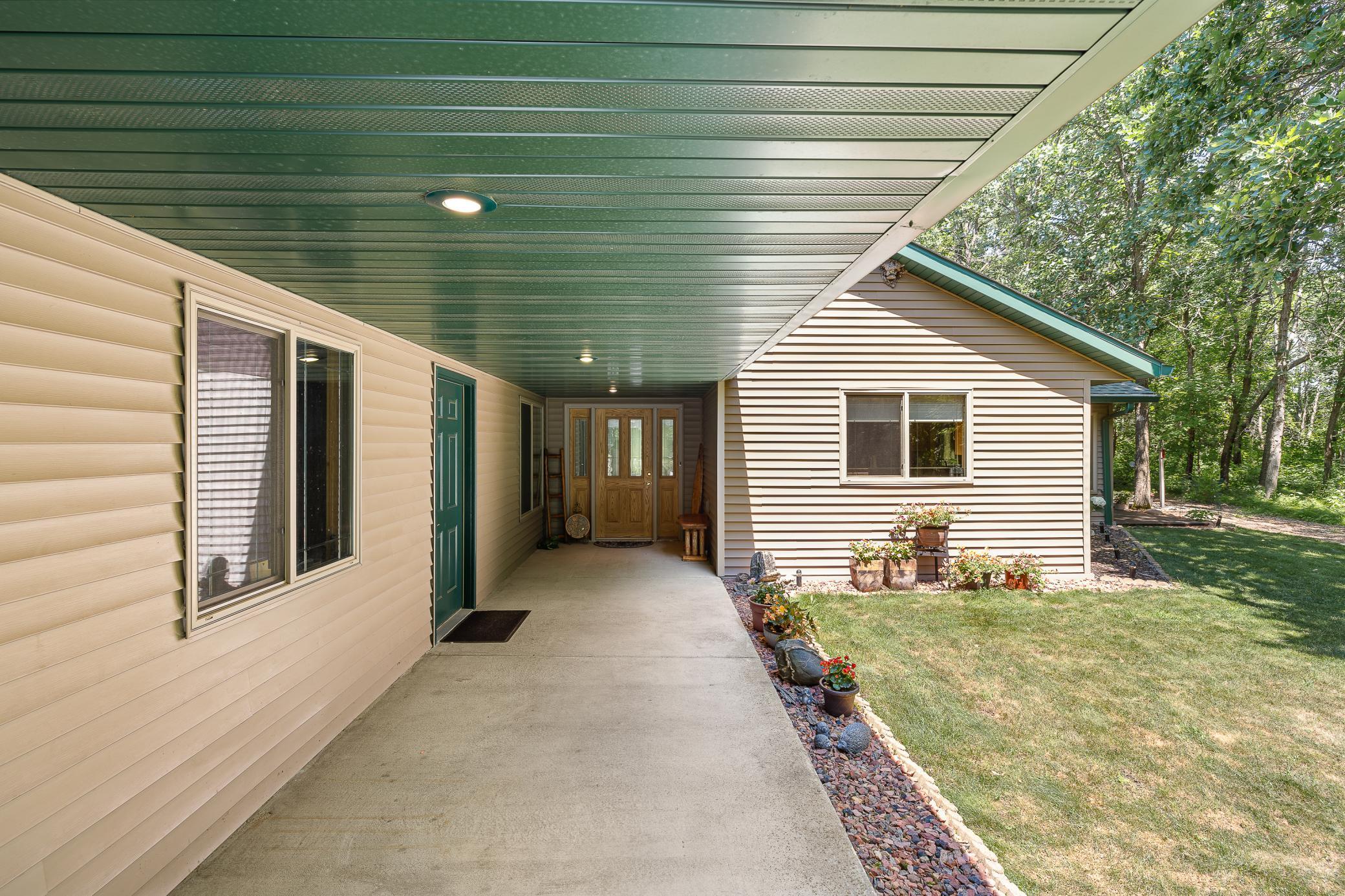 3rd image of 9809 Ravenswood Rd, Brainerd, MN 56401 | MLS# 7077473