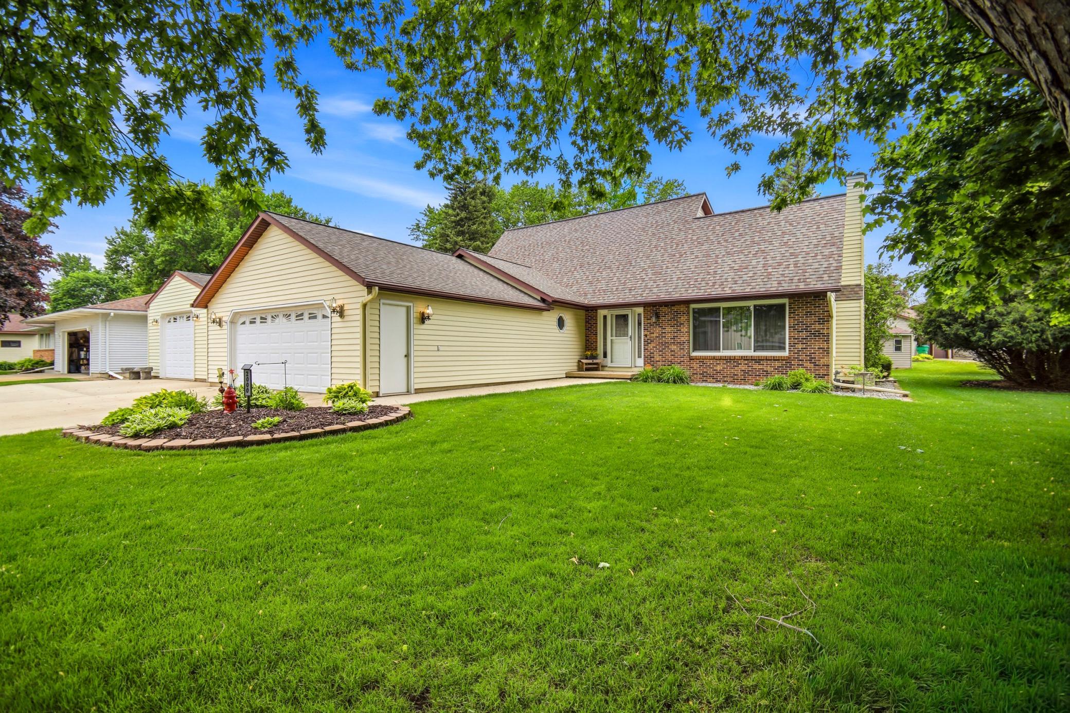 1st image of 2000 9th St Sw, Austin, MN 55912 | MLS# 7077528