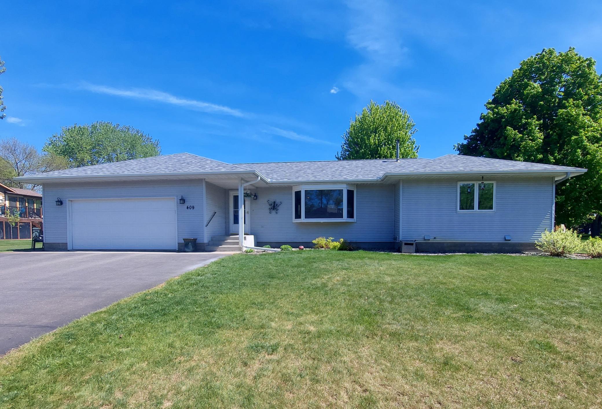Homes for sale in Avon, MN | 409 Sundown Dr, Avon, MN 56310 | MLS# 7077757