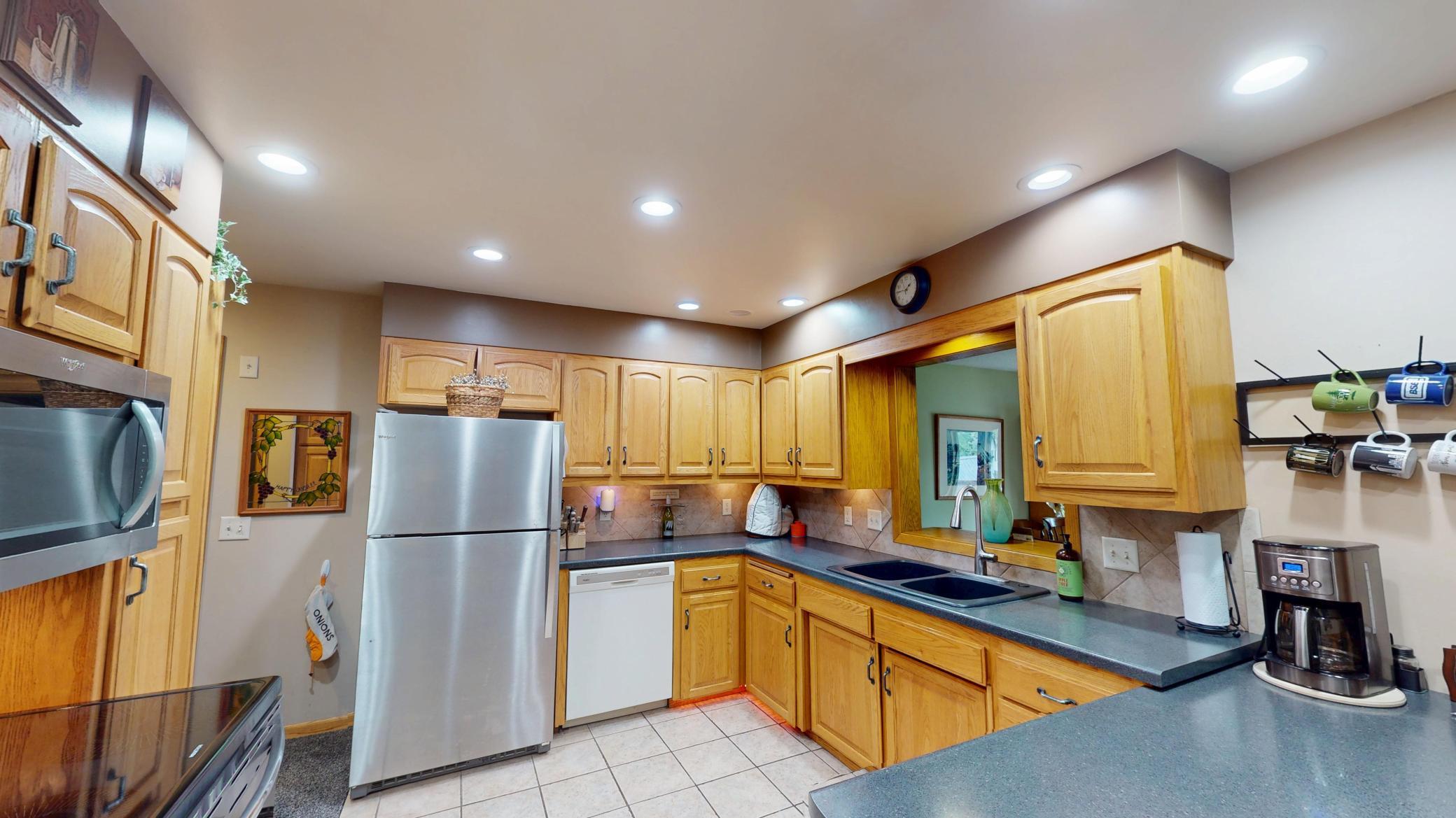 4th image of 1112 Bridge Ave, Albert Lea, MN 56007 | MLS# 7077792