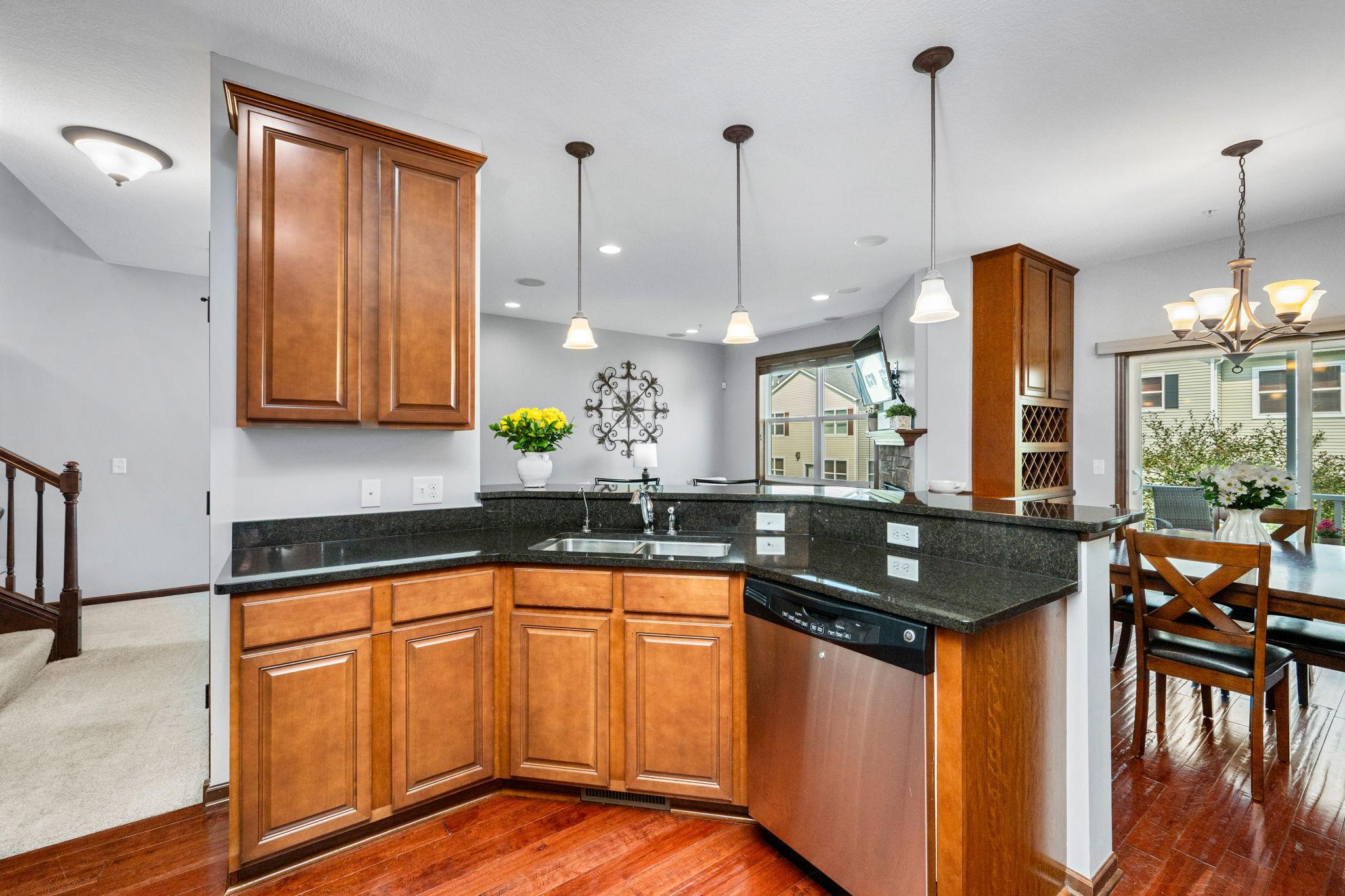 3rd image of 9531 Declaration Dr, Chanhassen, MN 55317 | MLS# 7077873