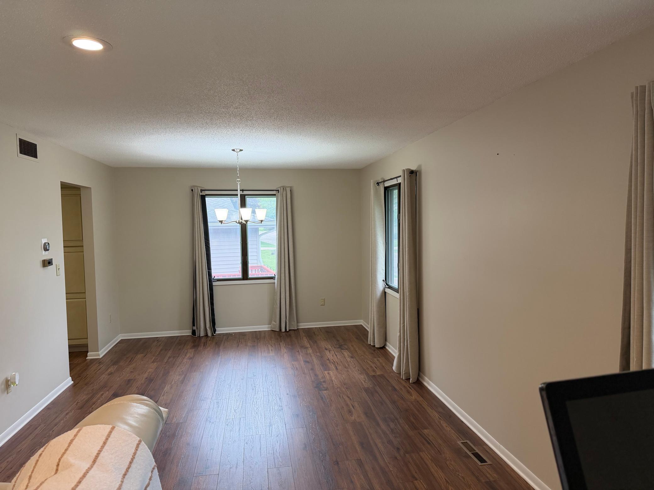 5th image of 1609 Gateway Dr, Albert Lea, MN 56007 | MLS# 7078145
