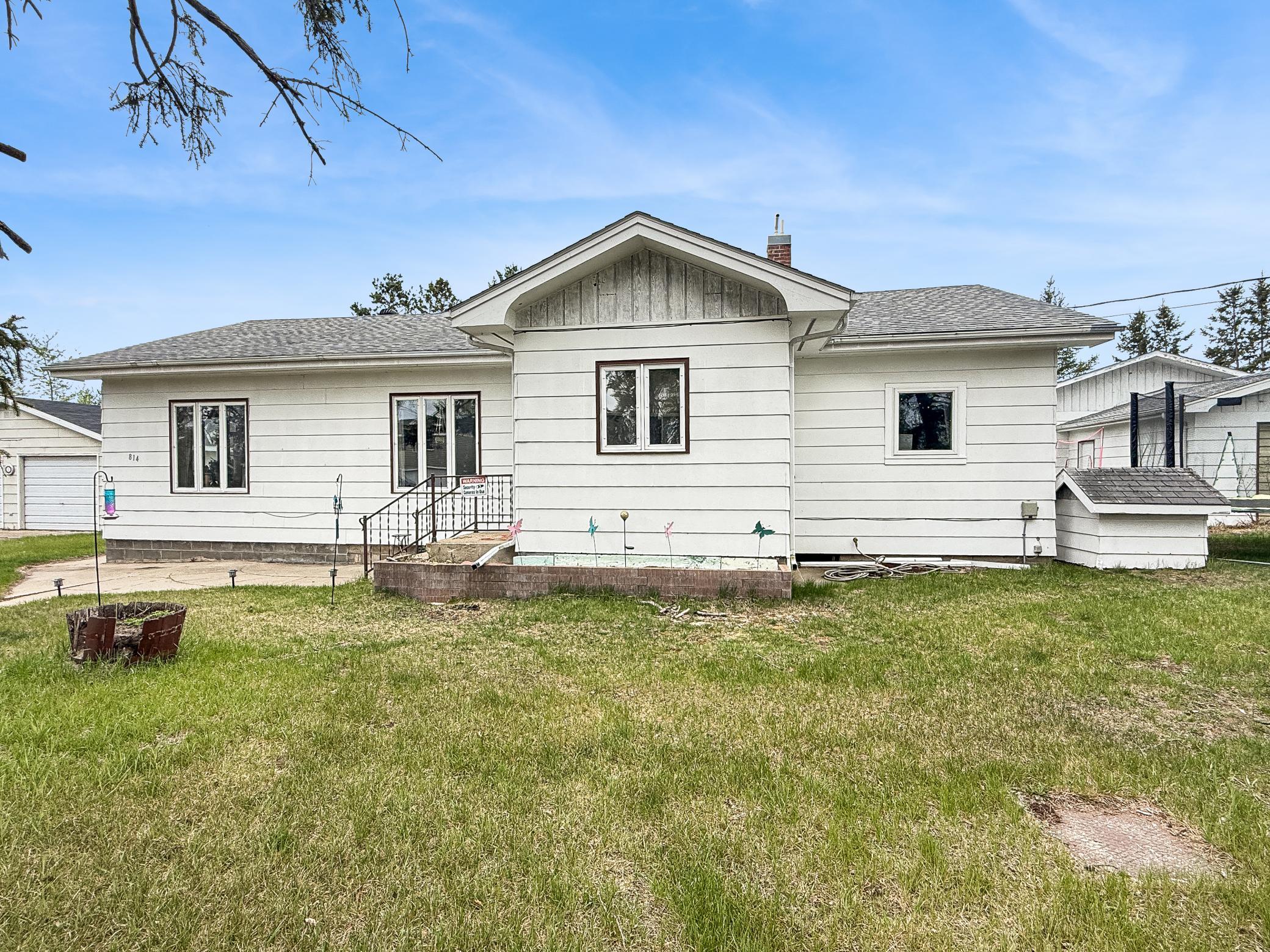 1st image of 814 21st St Nw, Bemidji, MN 56601 | MLS# 7078349