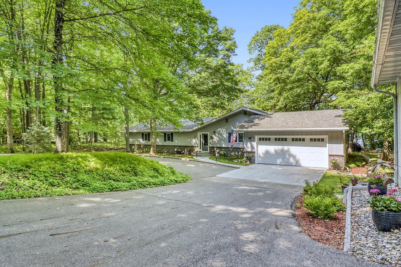 2nd image of 14296 E Fox Lake Rd, Detroit Lakes, MN 56501 | MLS# 7078492