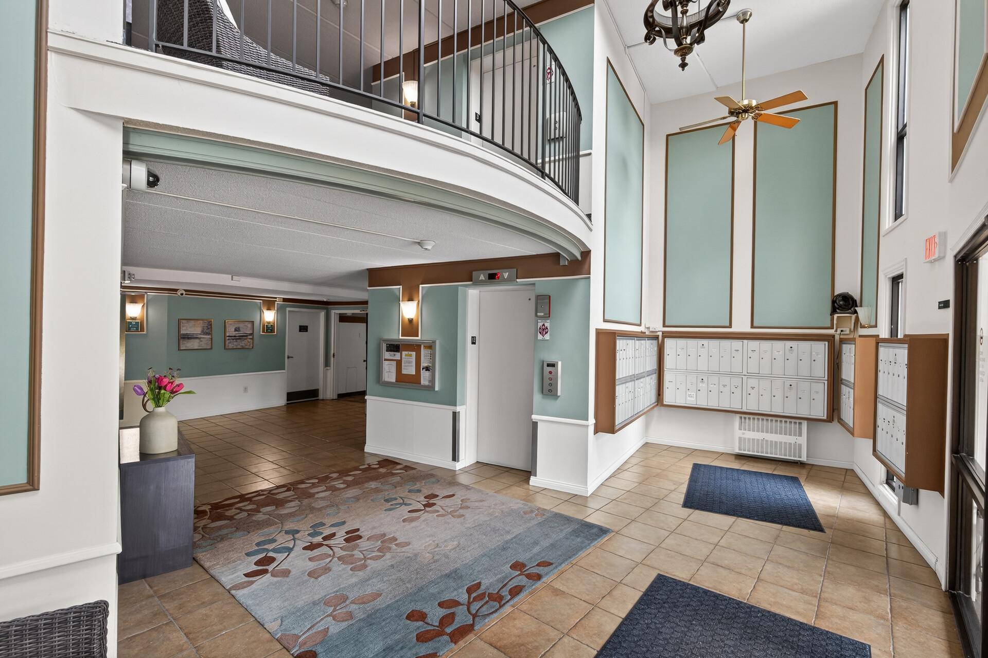 Homes for sale in Minnetonka, MN | 10501 Cedar Lake Rd #318, Minnetonka, MN 55305 | MLS# 7078658