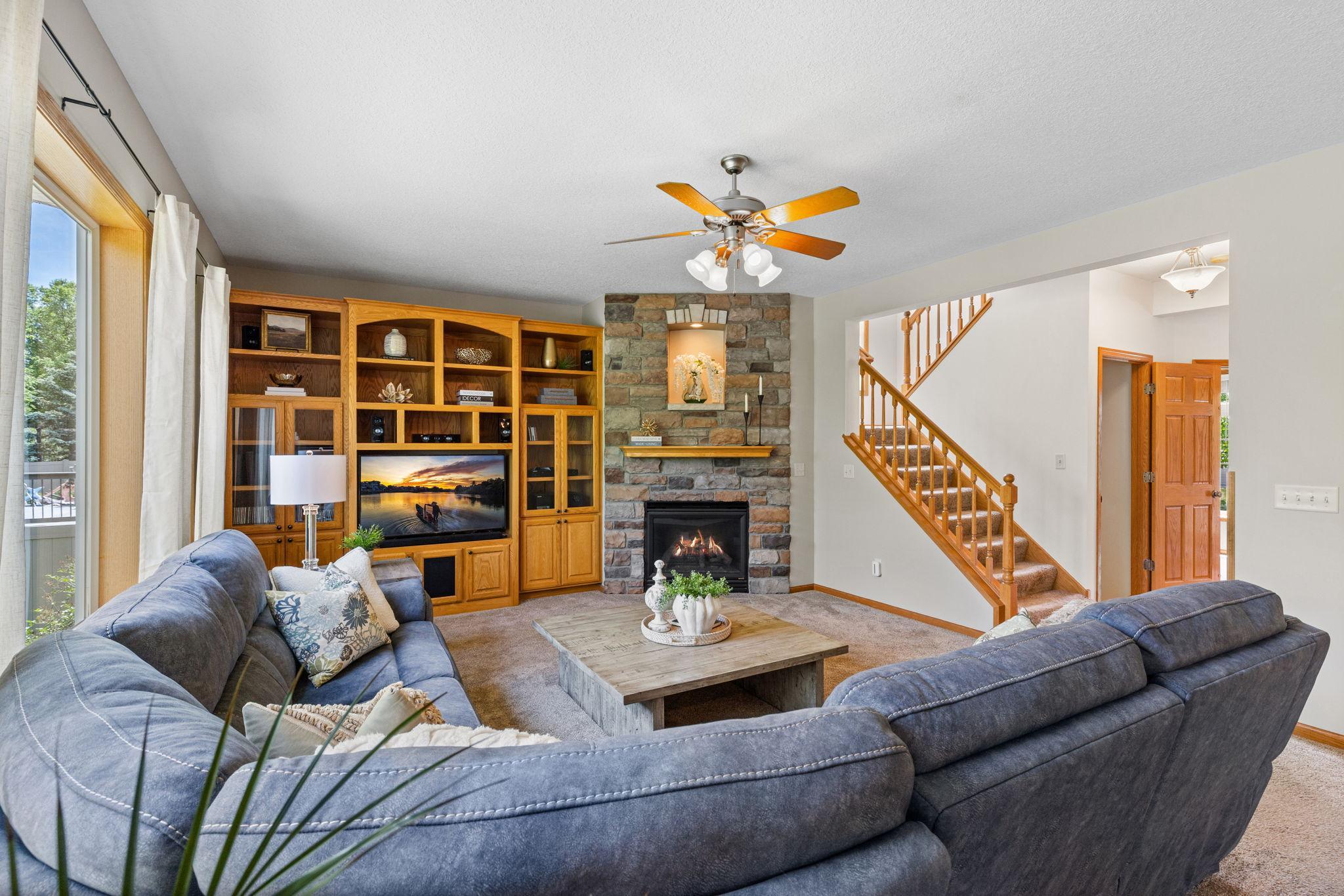4th image of 20670 Hazelwood Trl, Lakeville, MN 55044 | MLS# 7078670