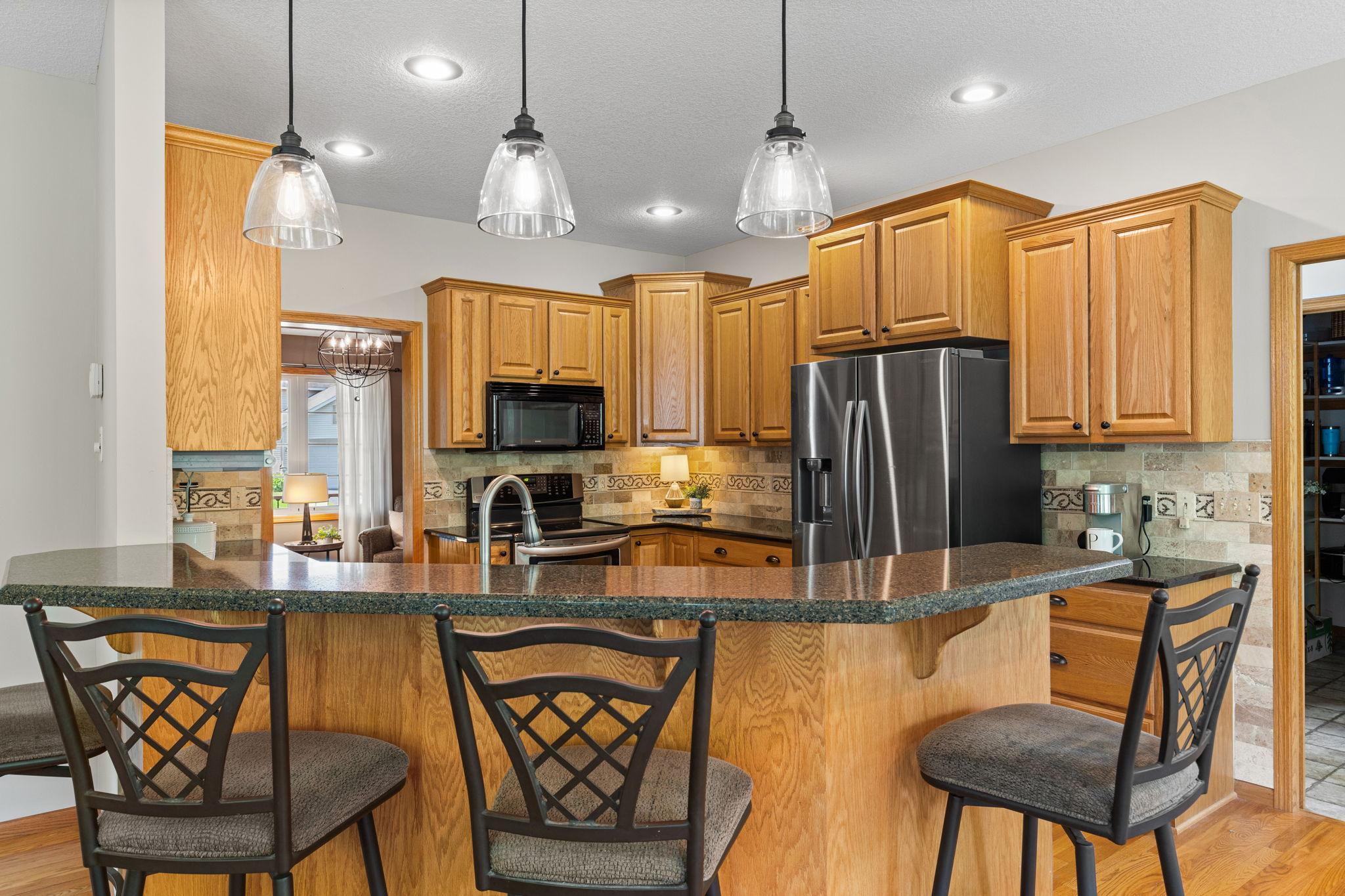 5th image of 20670 Hazelwood Trl, Lakeville, MN 55044 | MLS# 7078670
