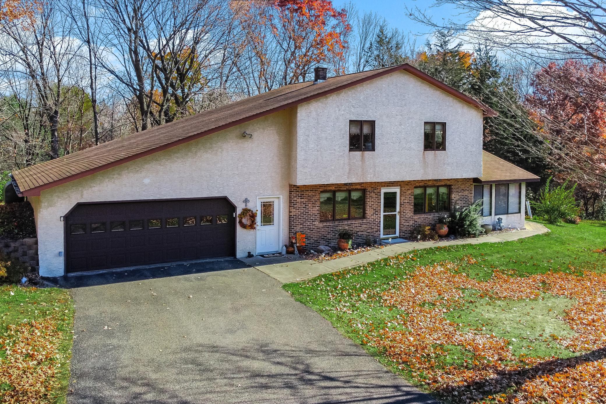 2nd image of 33175 N Lakes Trl, Lindstrom, MN 55045 | MLS# 7078772