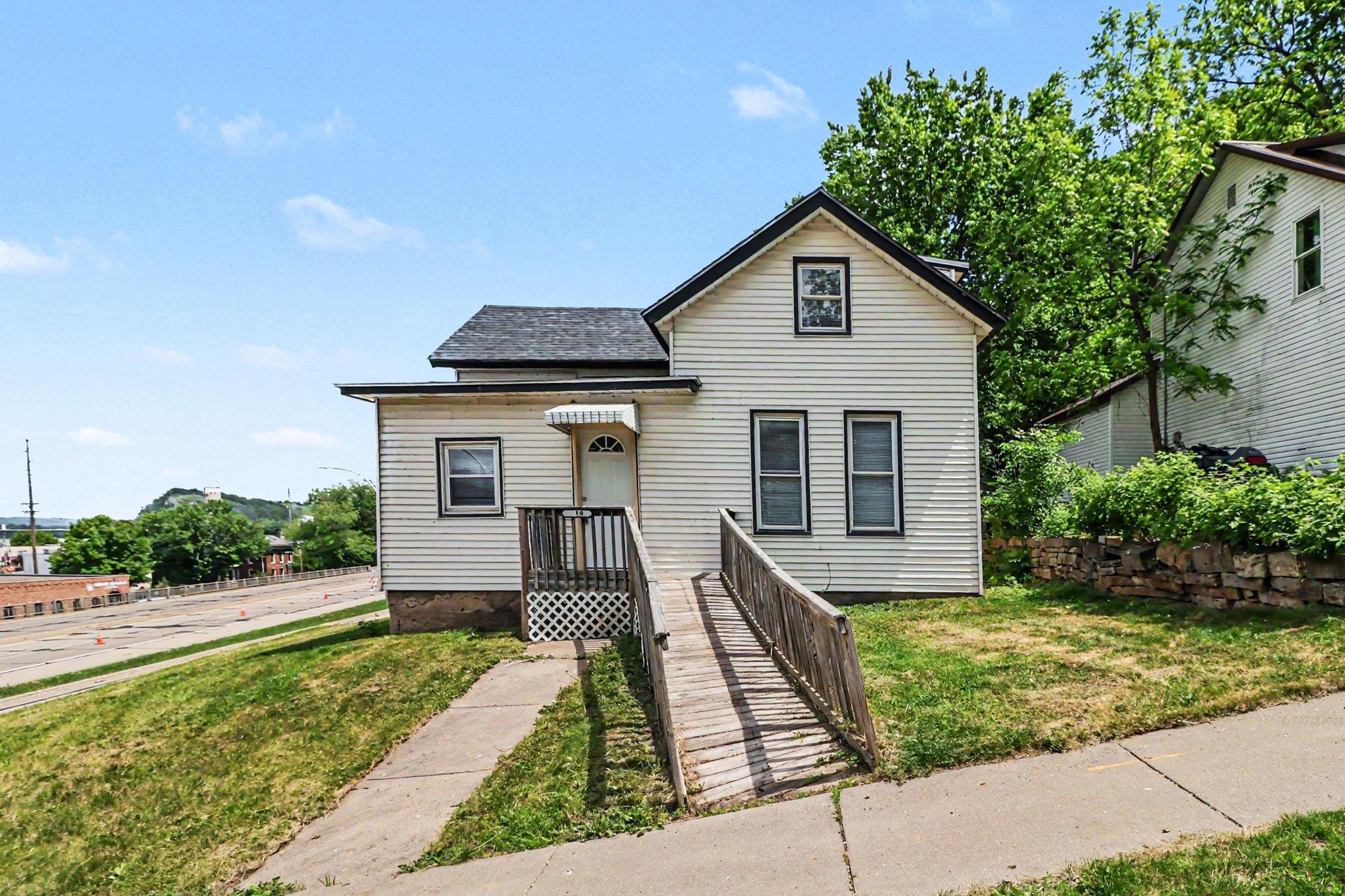 2nd image of 319 Buchanan St, Red Wing, MN 55066 | MLS# 7079080