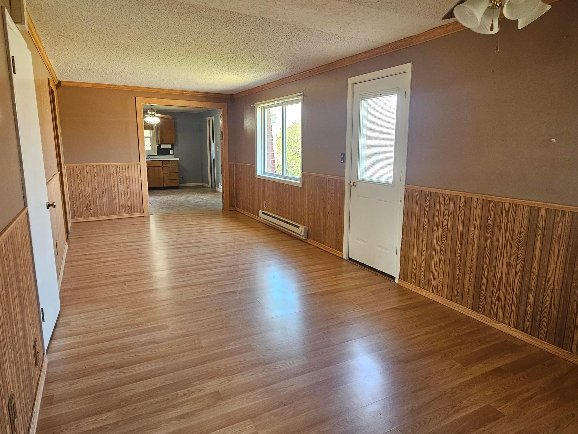 4th image of 127 S State St, Warren, MN 56762 | MLS# 7079081