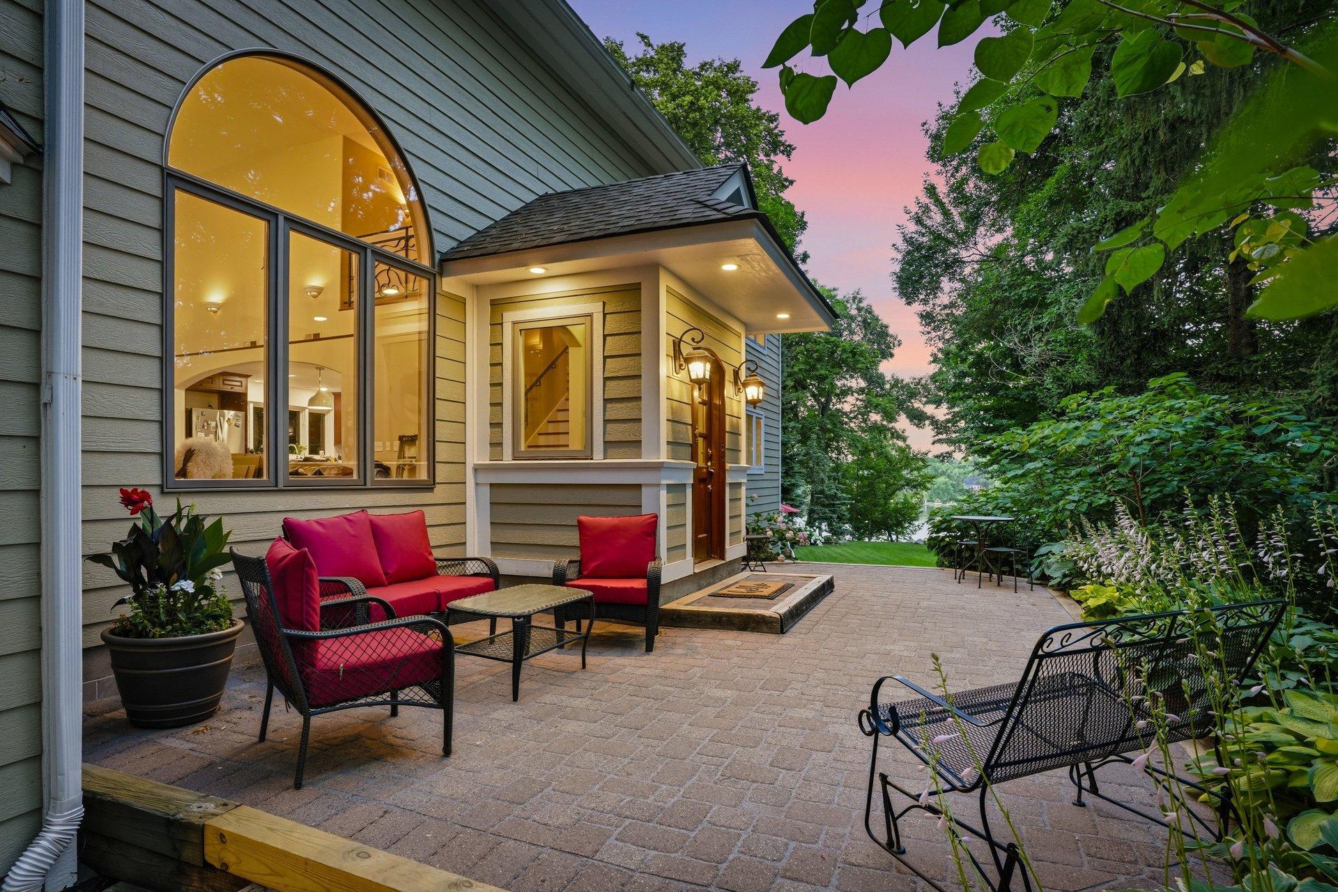5th image of 220 Frontier Ct, Chanhassen, MN 55317 | MLS# 7079274