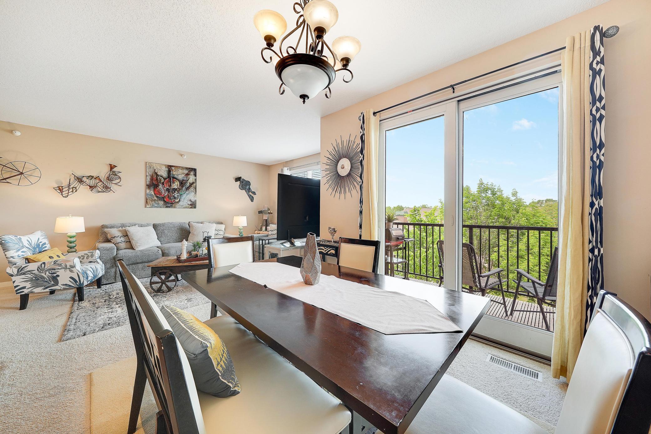 2nd image of 1070 Grandview Ct Ne #300, Minneapolis, MN 55421 | MLS# 7079405