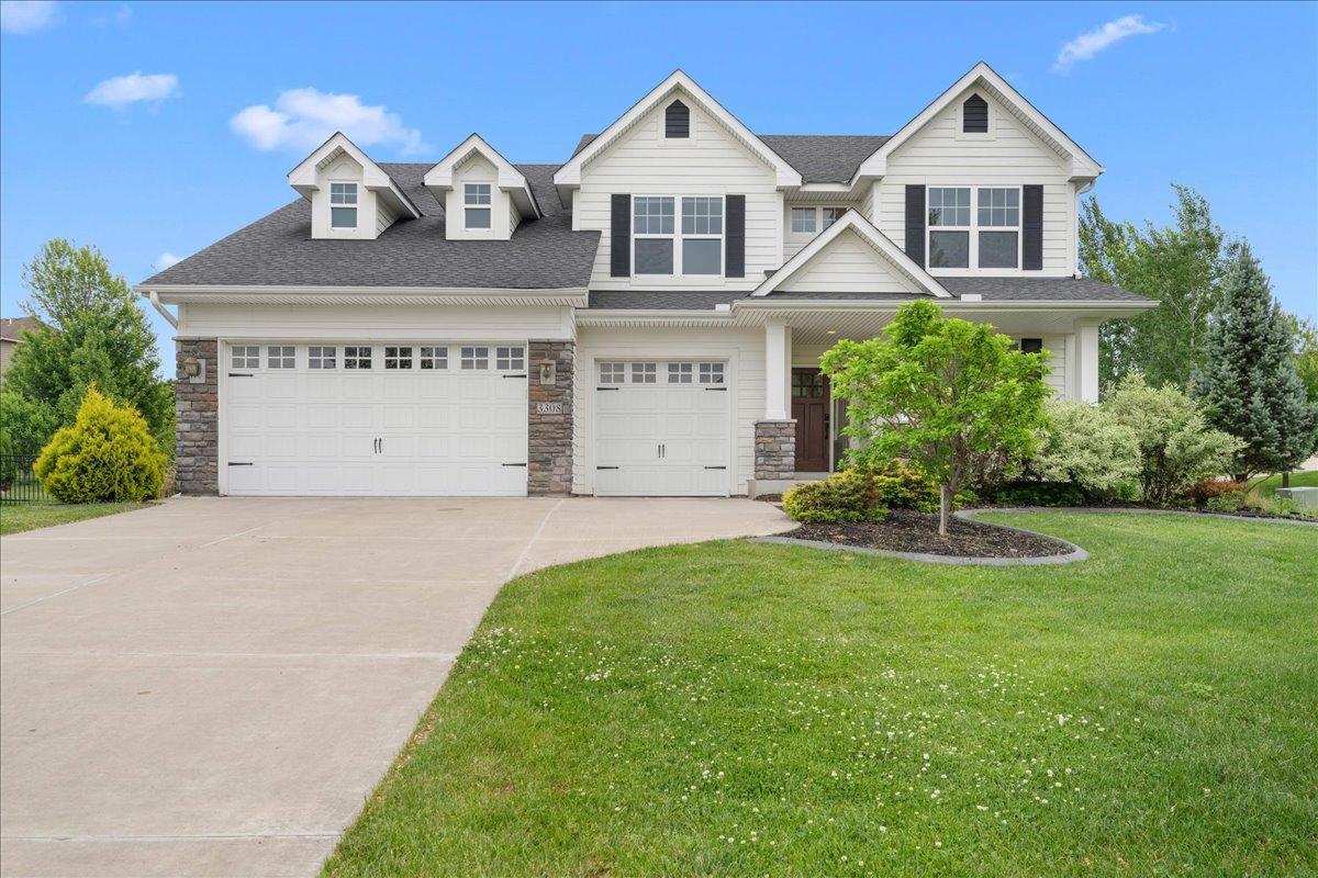 1st image of 3308 Arden Dr, Saint Paul, MN 55129 | MLS# 7079448