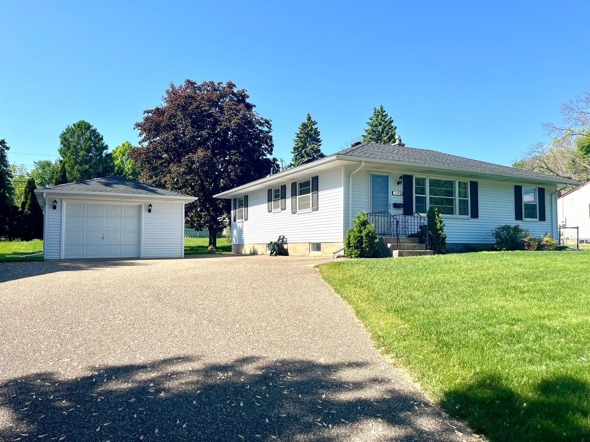 Homes for sale in Inver Grove Heights, MN | 3752 Upper 73rd St E, Inver Grove Heights, MN 55076 | MLS# 7079489