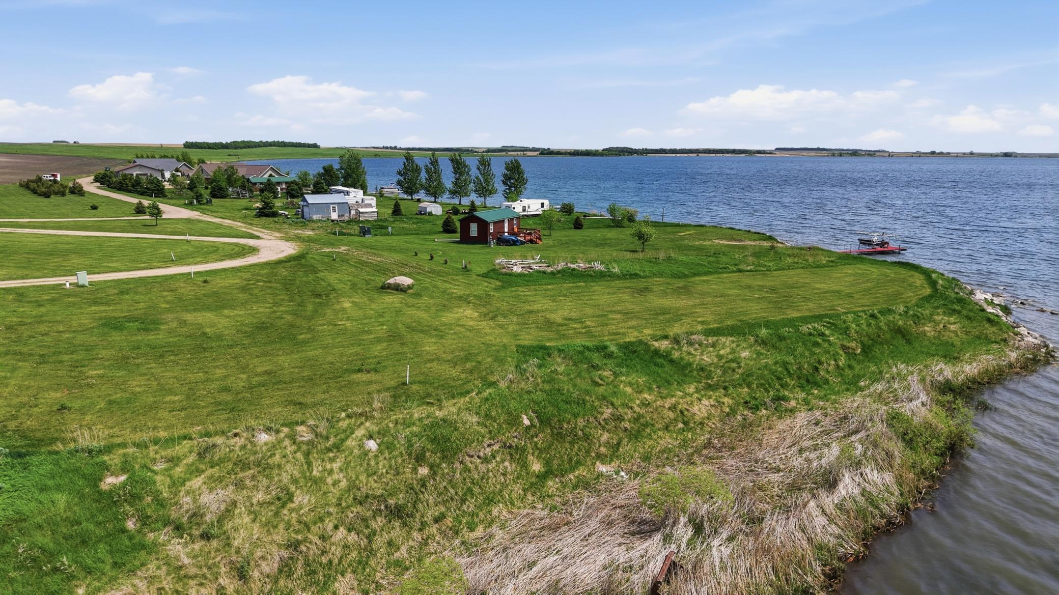 18th image of 110 Eula Mae Woodward Pkwy Sw, Milnor, ND 58060 | MLS# 7079617