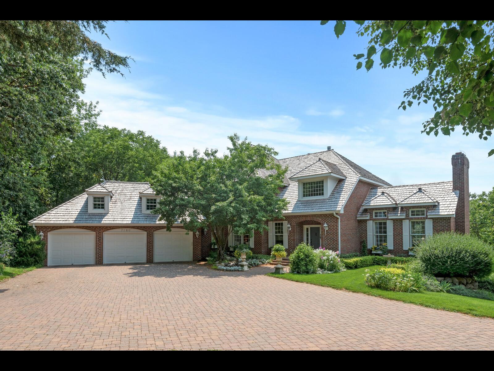 Homes for sale in Bloomington, MN | 7180 Kenmare Dr, Bloomington, MN 55438 | MLS# 7079653