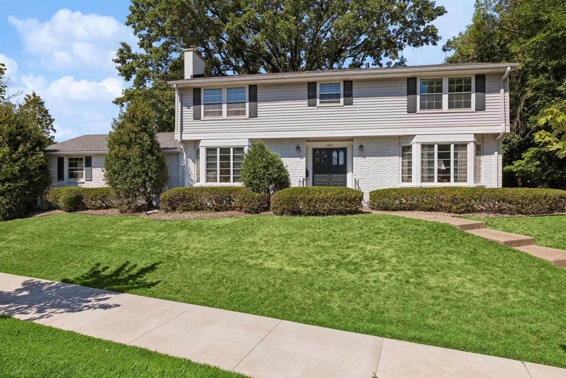 1st image of 1605 Edgcumbe Rd, Saint Paul, MN 55116 | MLS# 7079716