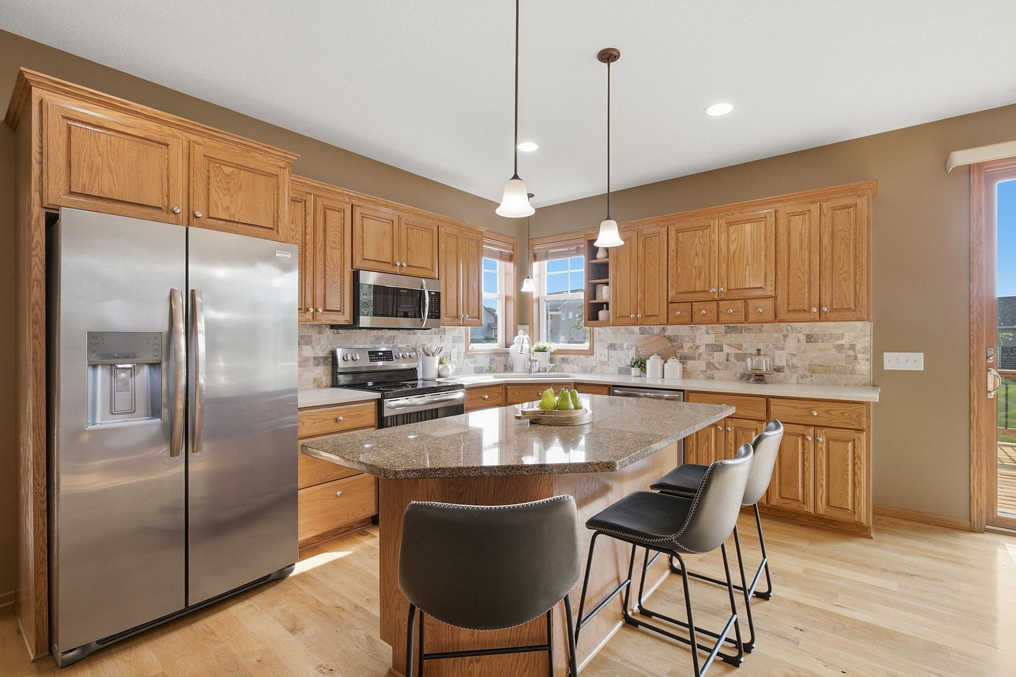 5th image of 17578 Hibiscus Ave, Lakeville, MN 55044 | MLS# 7079817