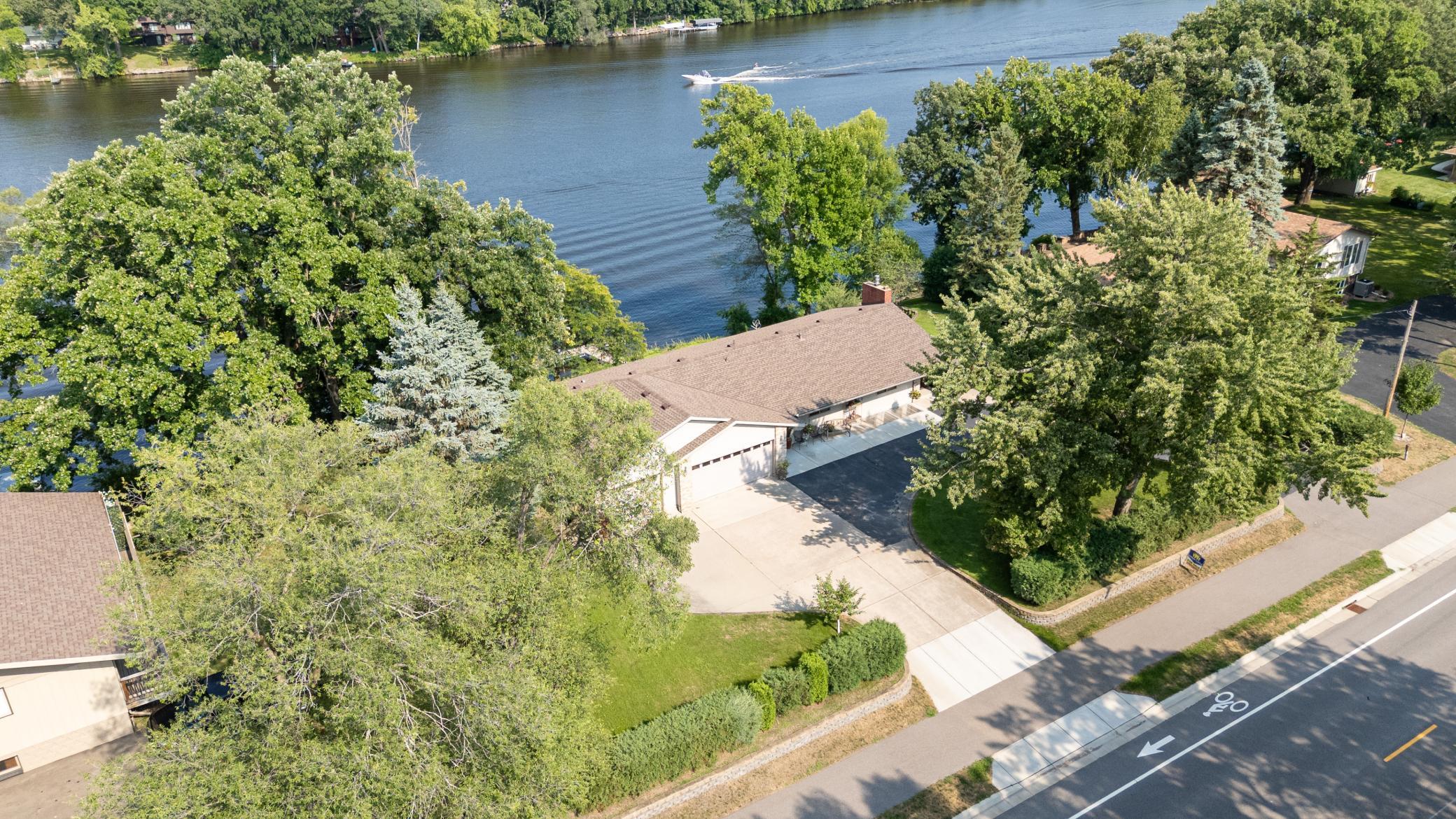 60th image of 904 Riverside Ave N, Sartell, MN 56377 | MLS# 7079911