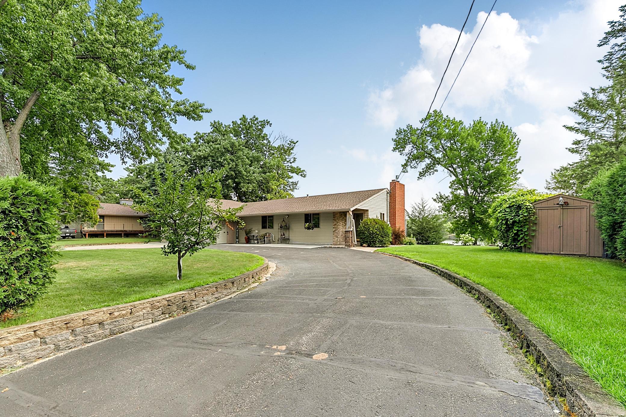 4th image of 904 Riverside Ave N, Sartell, MN 56377 | MLS# 7079911