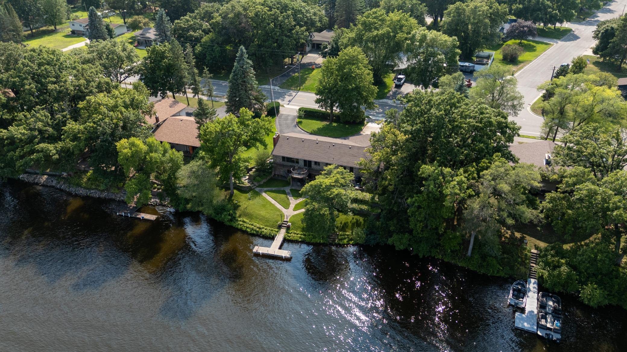 3rd image of 904 Riverside Ave N, Sartell, MN 56377 | MLS# 7079911