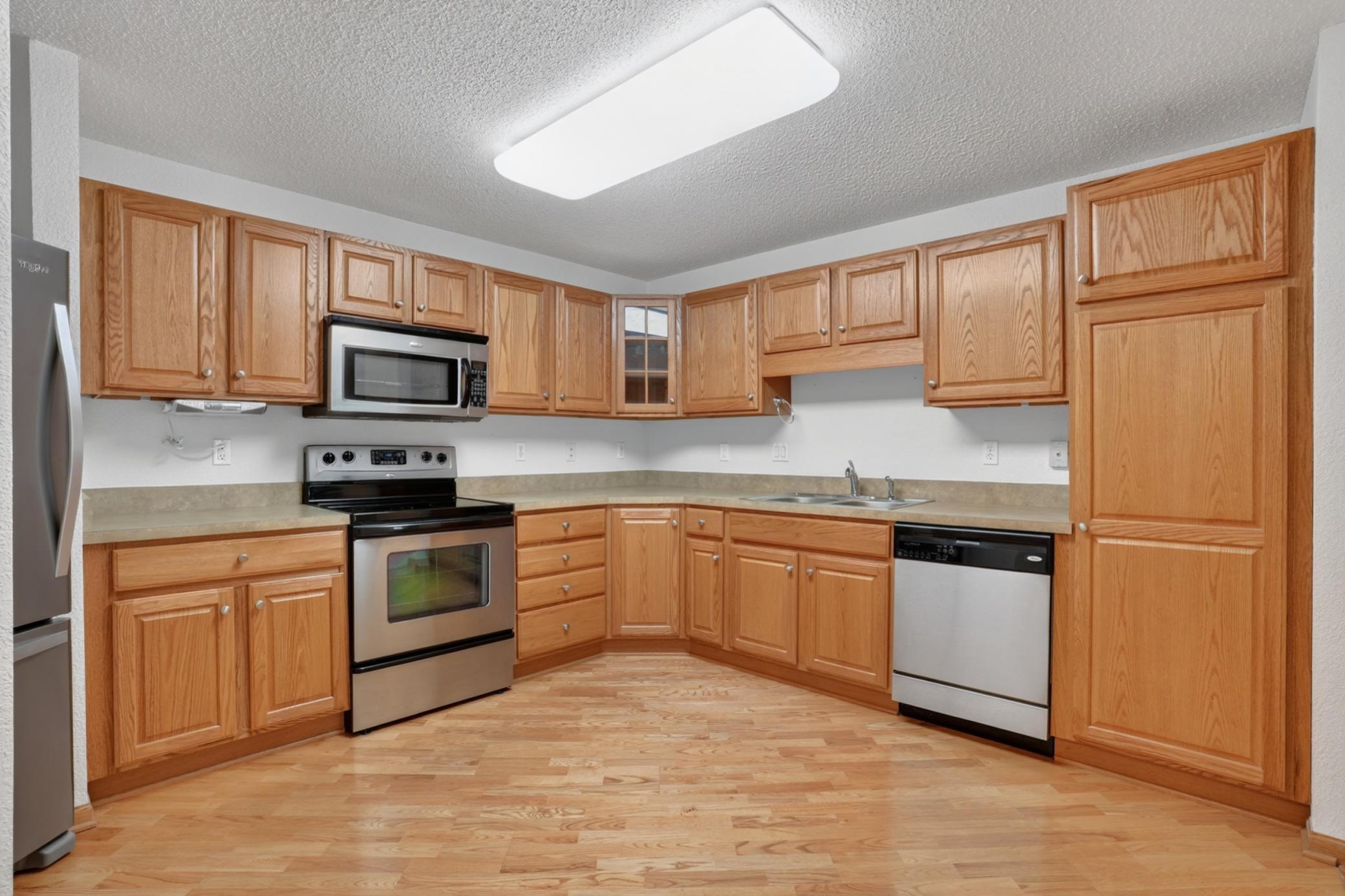 2nd image of 935 Ferndale St N #317, Saint Paul, MN 55119 | MLS# 7079921
