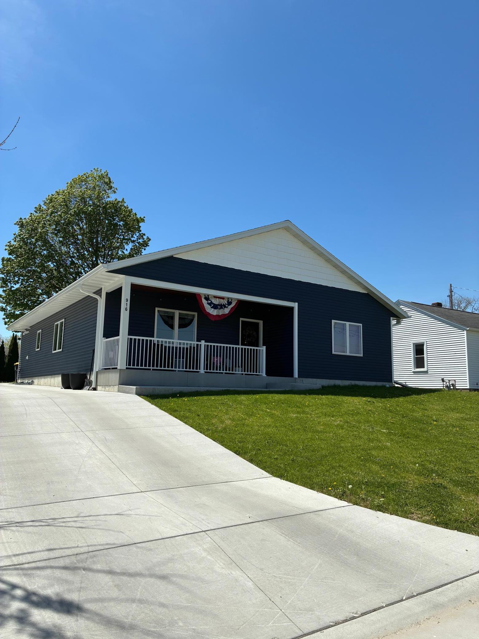 Homes for sale in Caledonia, MN | 916 E Main St, Caledonia, MN 55921 | MLS# 7079928