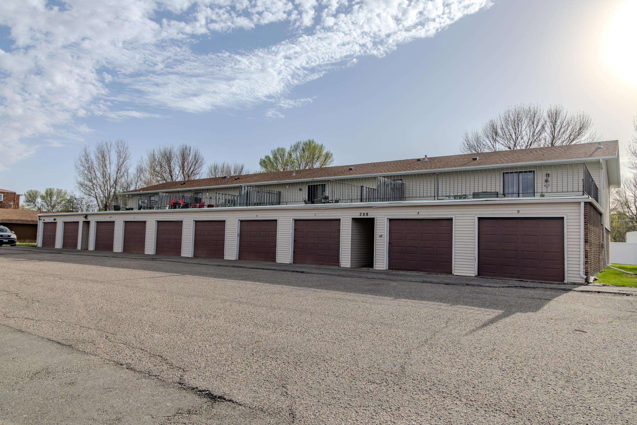 Homes for sale in Dilworth, MN | 208 Nw 5th St Nw #B, Dilworth, MN 56529 | MLS# 7080090